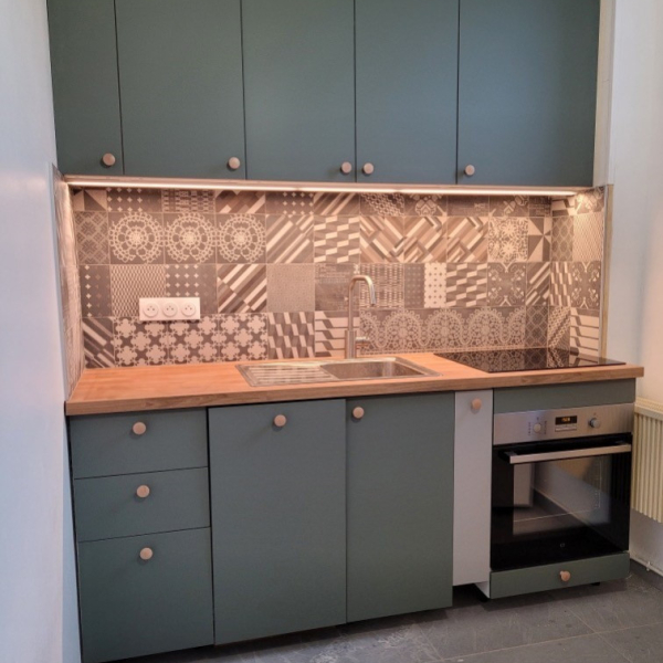 Crédence de cuisine en carreaux de ciment